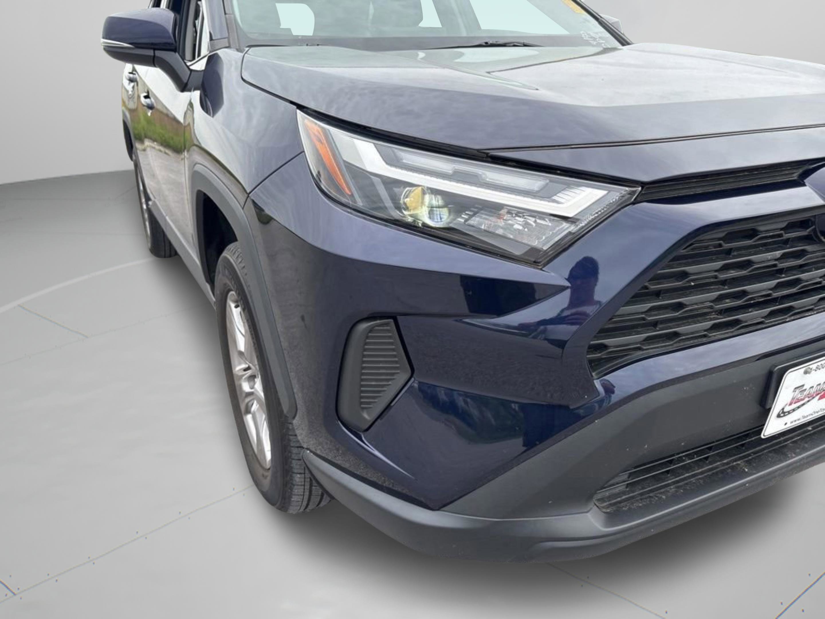 Certified 2022 Toyota RAV4 XLE FWD image 37