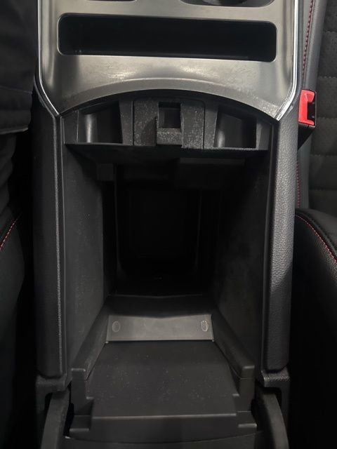 Used 2024 Ford Edge ST-Line w/ Class II Trailer Tow Package image 39