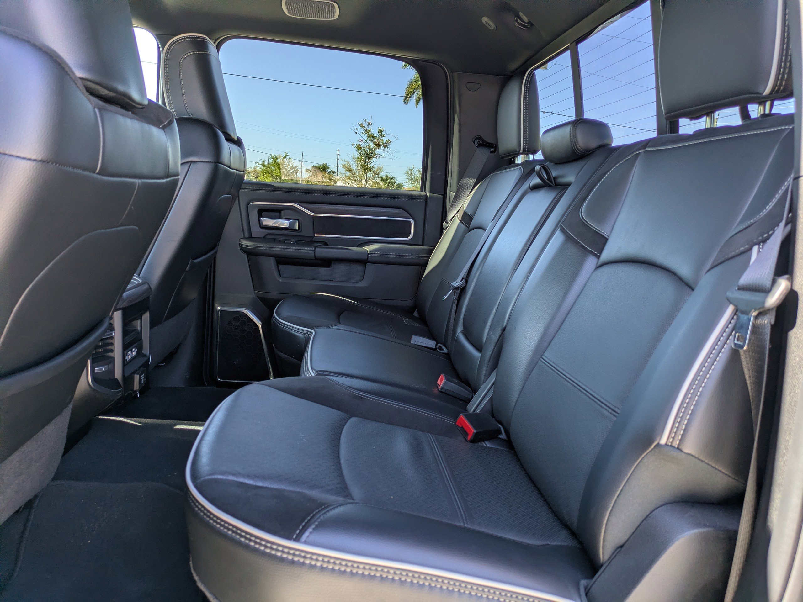 Used 2025 RAM 2500 Laramie image 18