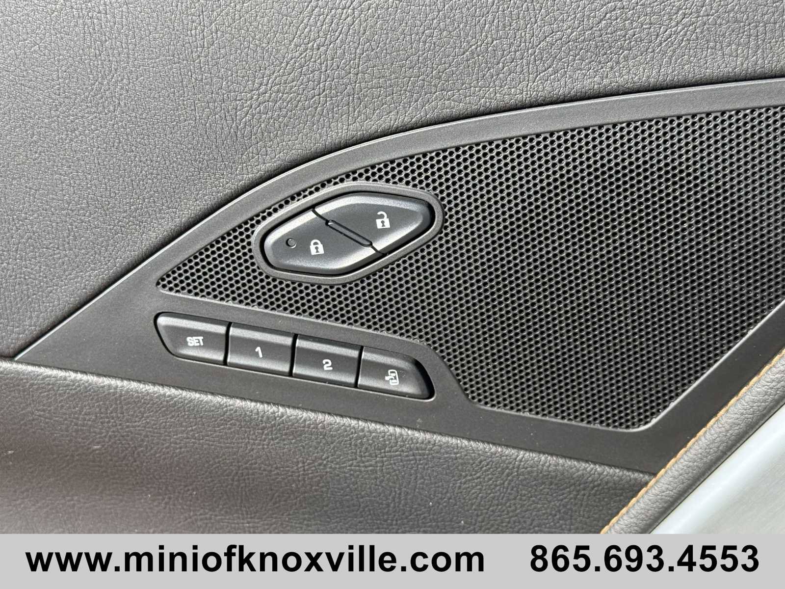 Used 2014 Chevrolet Corvette Stingray Coupe w/ 2LT Preferred Equipment Group image 17