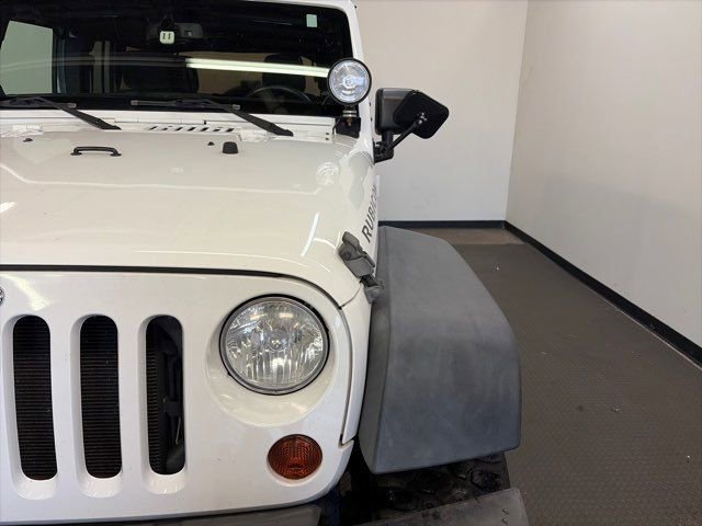 Used 2013 Jeep Wrangler Unlimited Rubicon w/ Connectivity Group image 4
