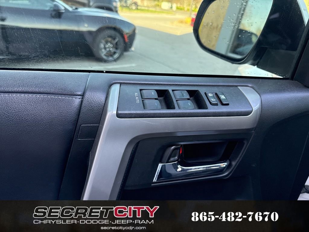 Used 2018 Toyota 4Runner SR5 image 25