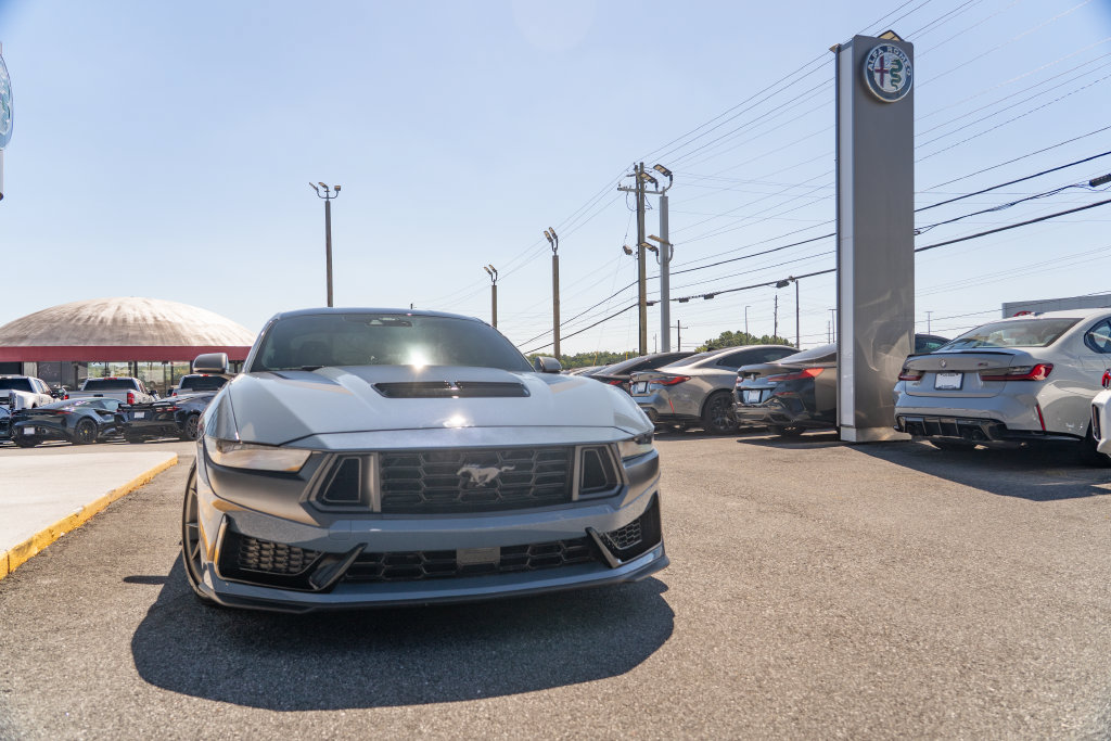 Used 2025 Ford Mustang Dark Horse RWD image 11