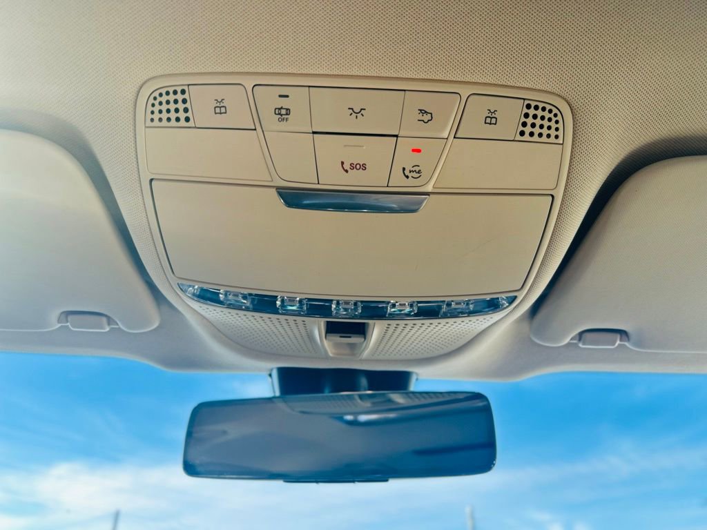 Used 2021 Mercedes-Benz GLC 300 image 39