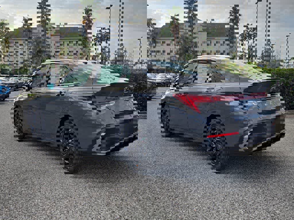 New 2026 Hyundai Elantra SEL Sport Premium image 4