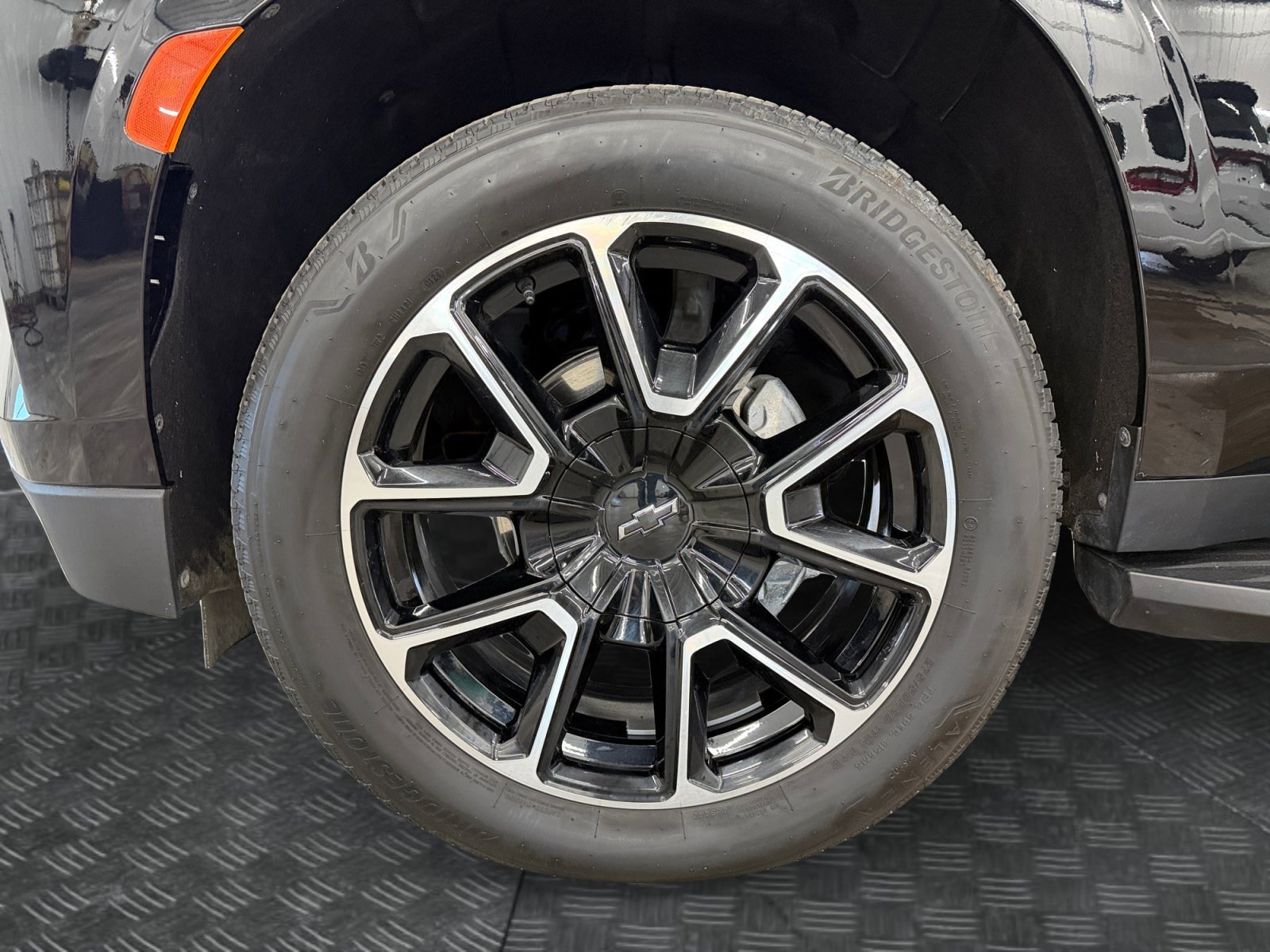 Used 2024 Chevrolet Tahoe RST w/ Sport Performance Package AWD/4WD image 37