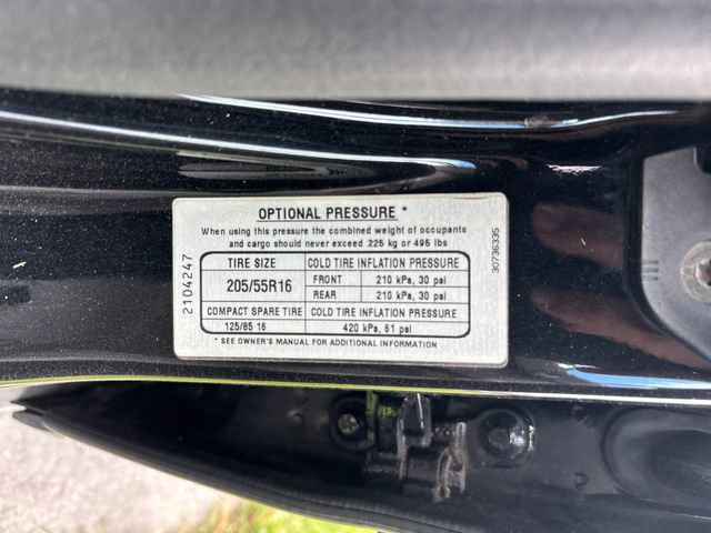 Used 2005 Volvo S40 2.4i FWD image 30