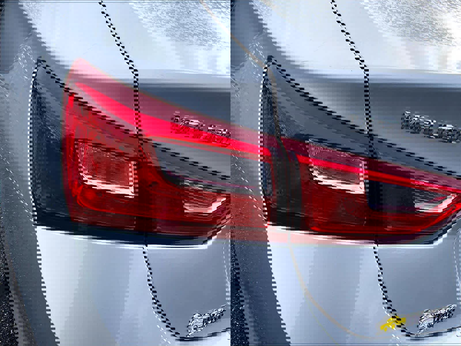 Used 2016 Chevrolet Malibu LT image 32