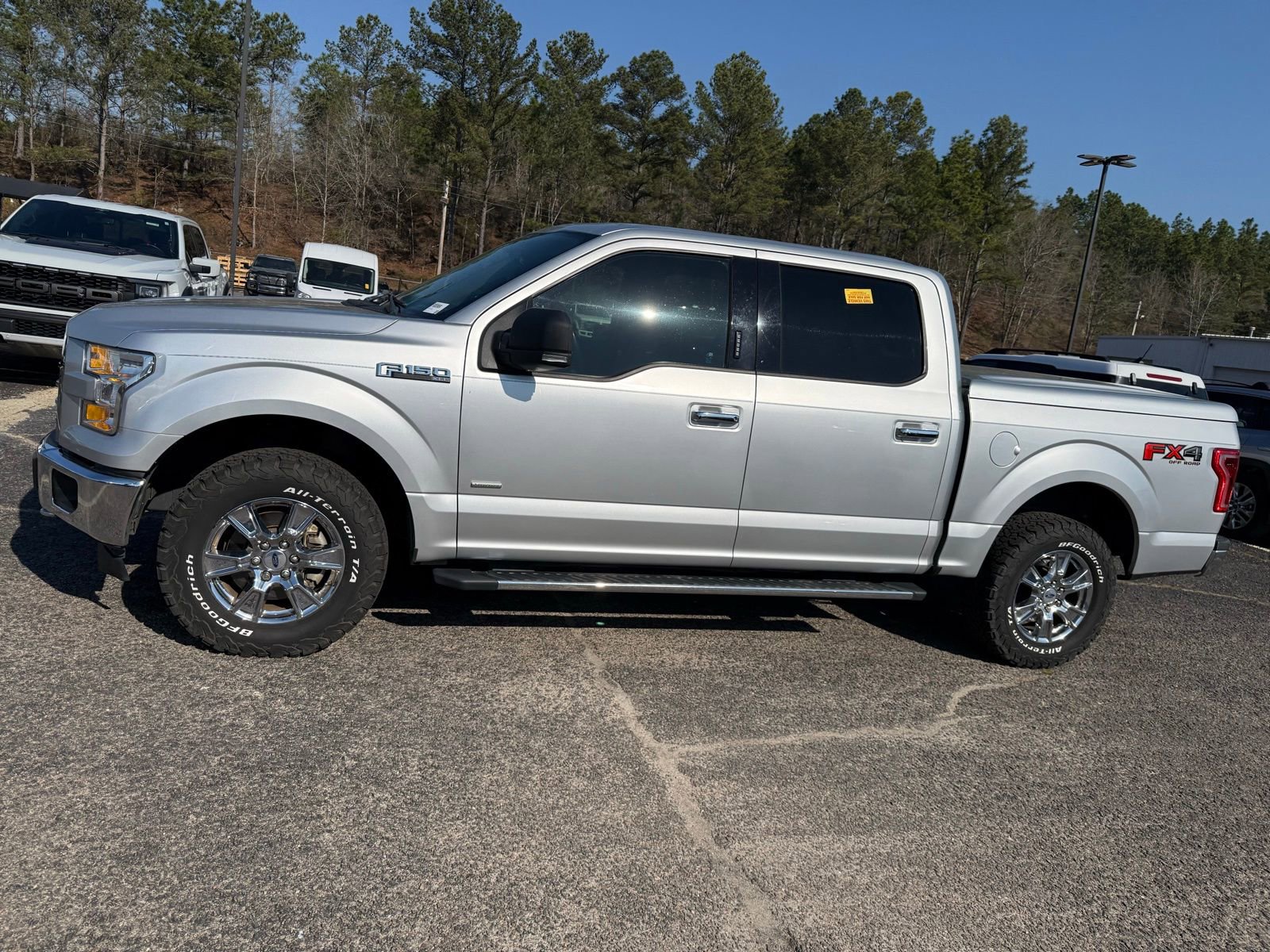 Used 2017 Ford F150 XLT w/ Equipment Group 302A Luxury image 4