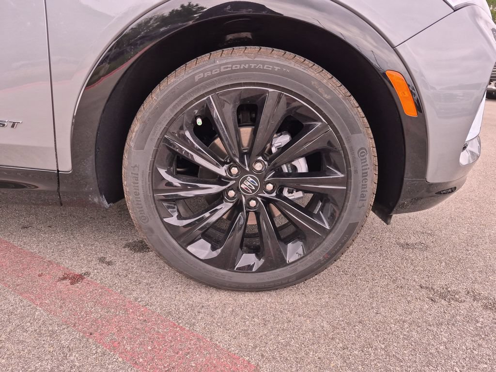 New 2026 Buick Envista Sport Touring w/ Convenience II Package FWD image 15