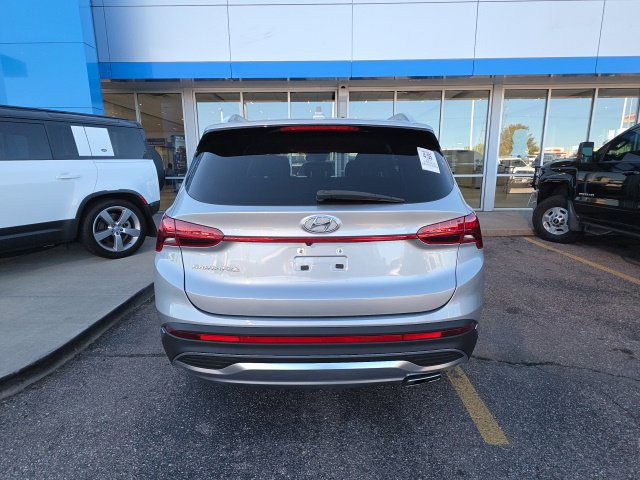 Used 2021 Hyundai Santa Fe SEL FWD image 4