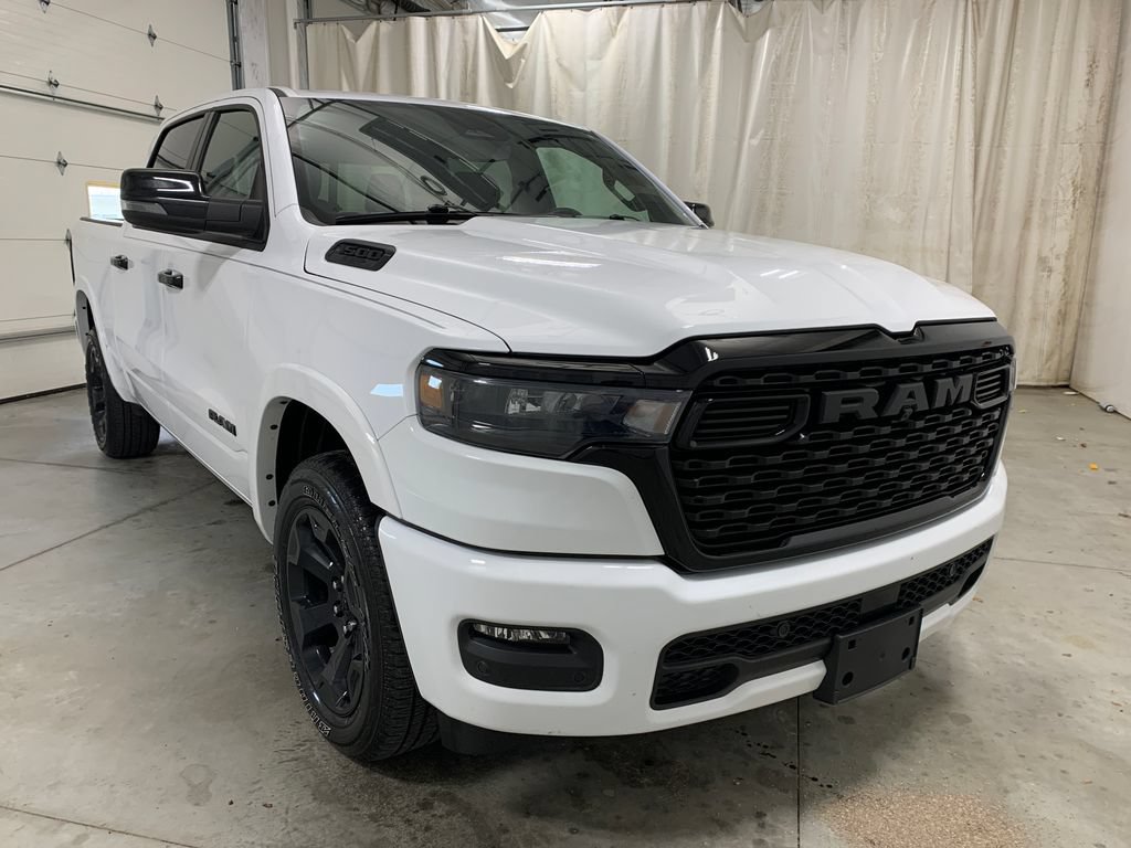 Used 2025 RAM 1500 Big Horn AWD/4WD image 14