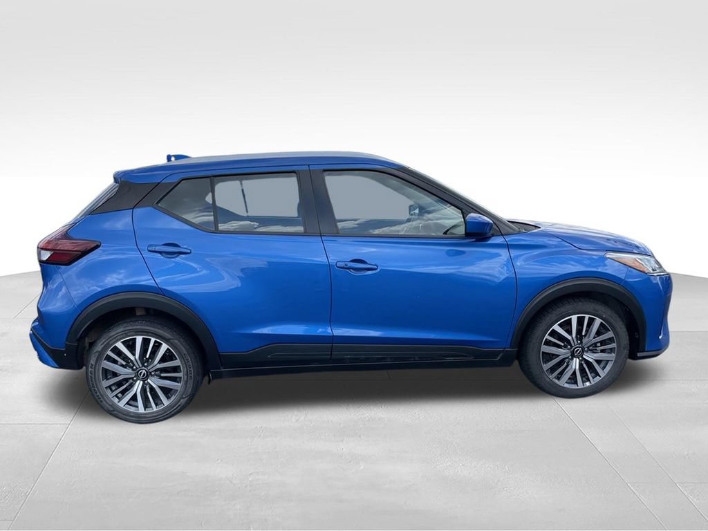 Used 2024 Nissan Kicks SV FWD image 27