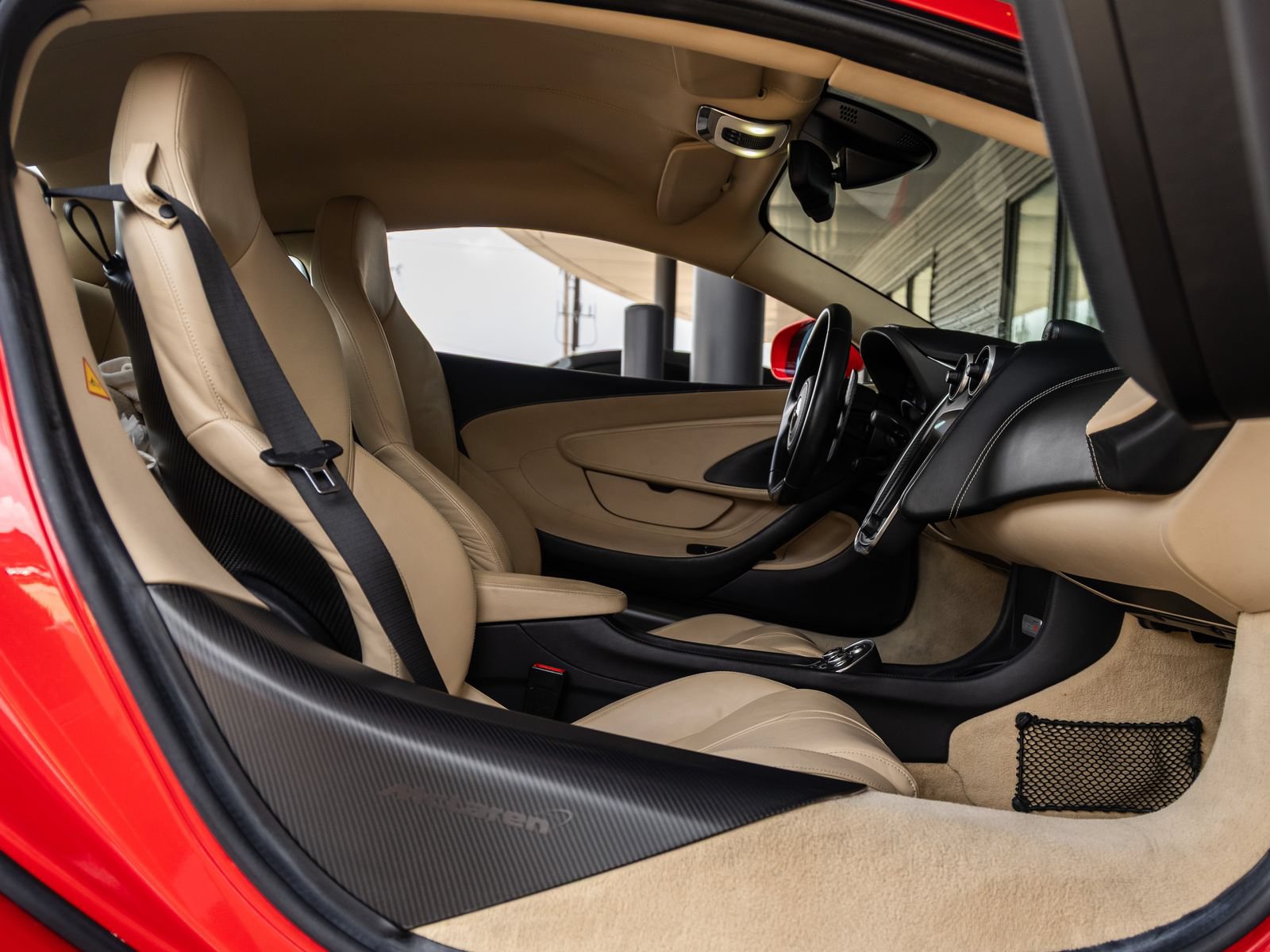 Used 2016 McLaren 570S Coupe RWD image 46