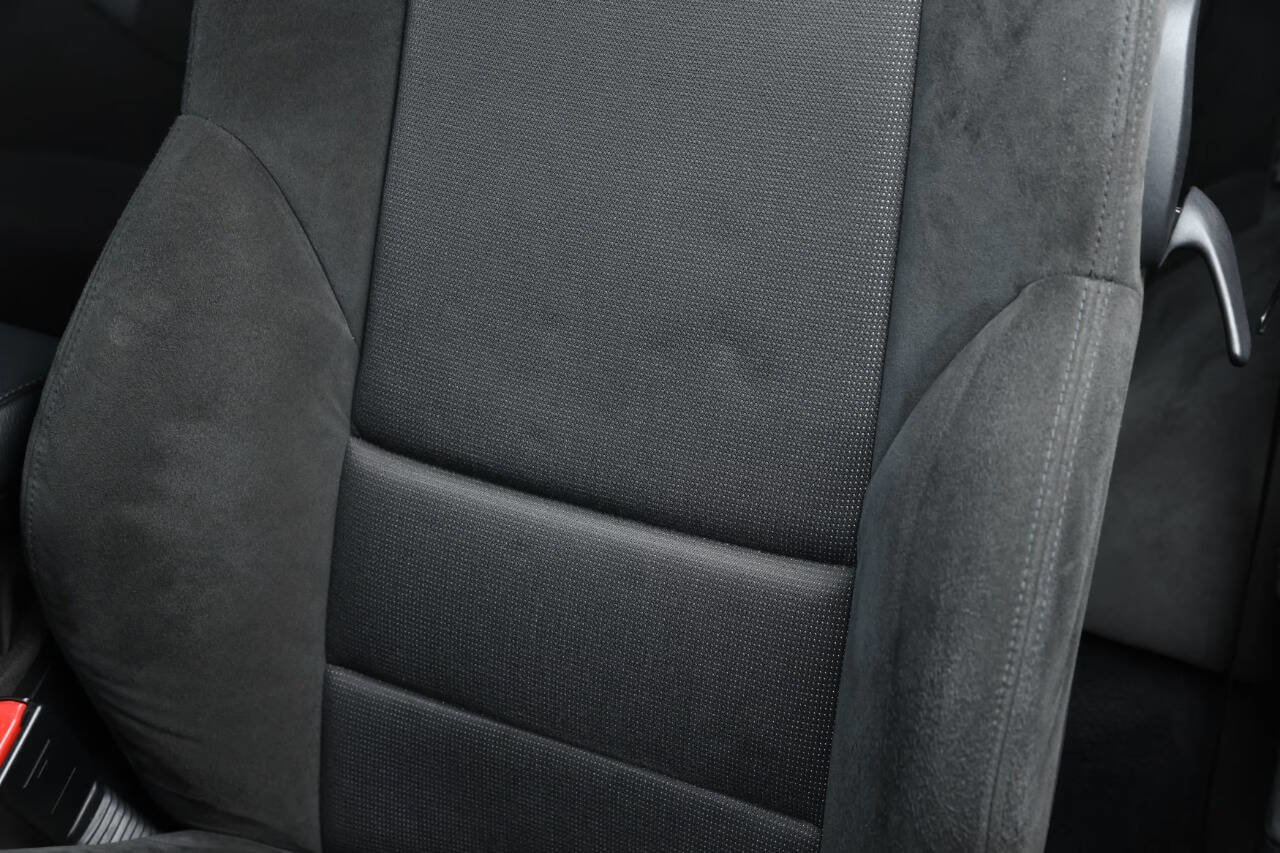 Used 2004 BMW 330Ci Coupe image 82