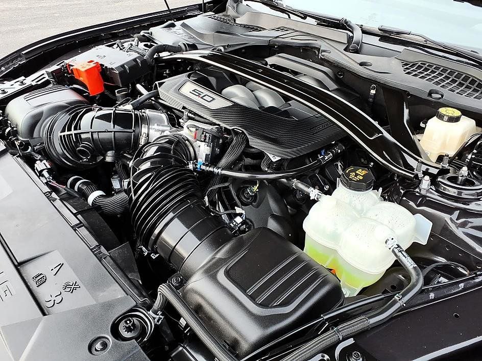 Used 2024 Ford Mustang GT Premium image 14