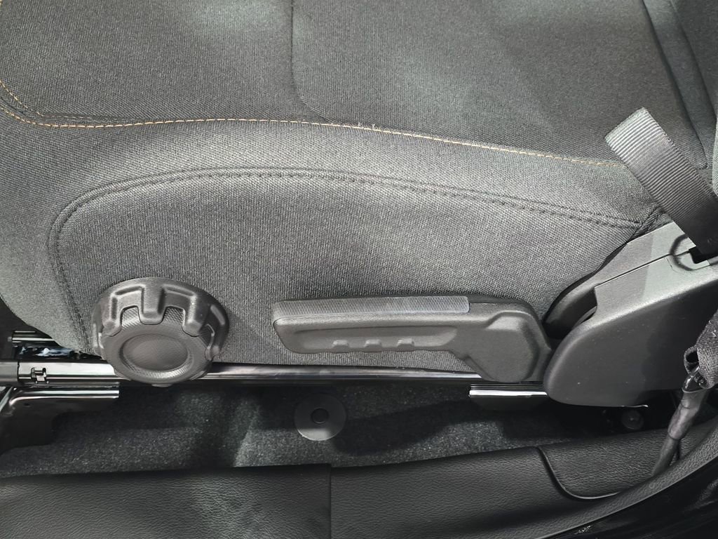 New 2026 Jeep Gladiator Sport image 17