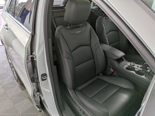 Certified 2022 Cadillac XT4 Premium Luxury w/ Enhanced Visibility Package image 35