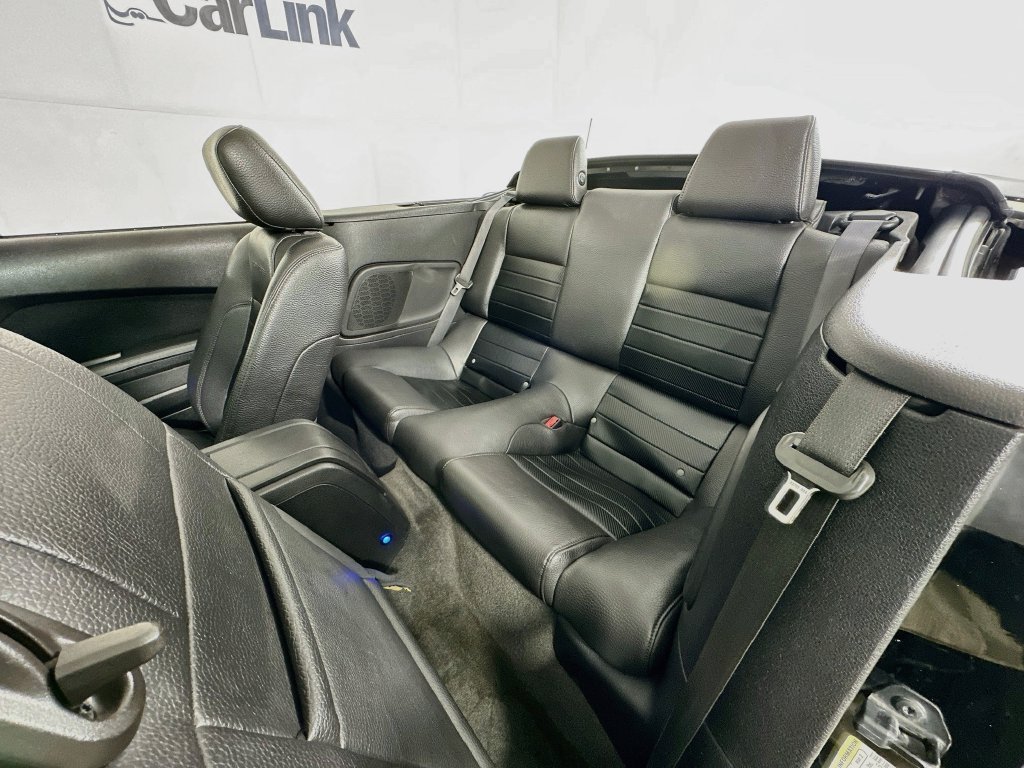 Used 2011 Ford Mustang GT Premium w/ Electronics Pkg RWD image 28