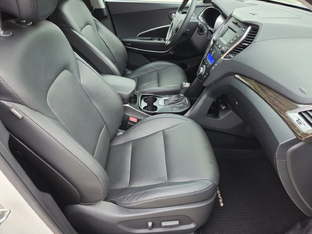 Used 2015 Hyundai Santa Fe Limited AWD/4WD image 15