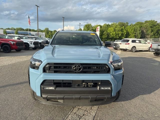 Used 2025 Toyota 4Runner SR5 AWD/4WD image 12