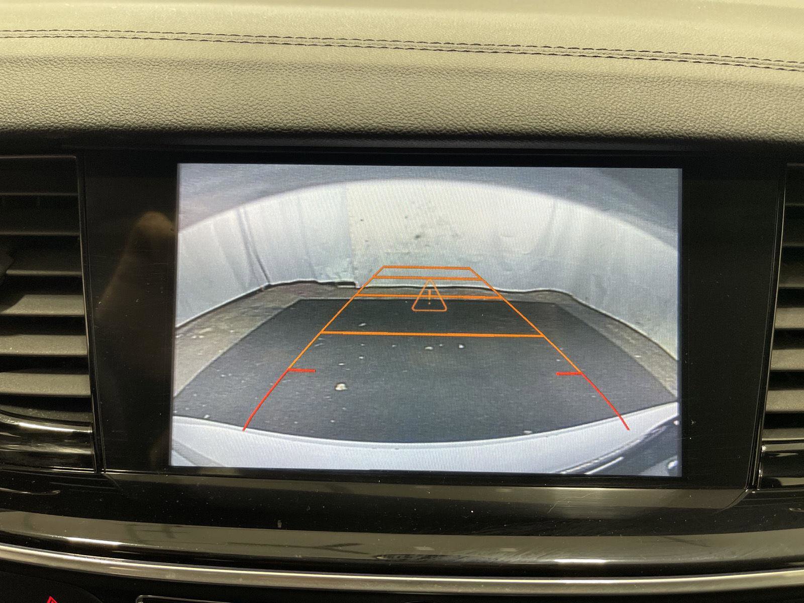 Used 2018 Buick Regal Essence w/ Driver Confidence Package #1 image 26