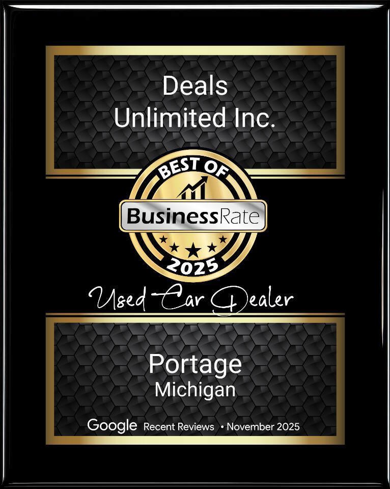 Used 2019 Chevrolet Express 2500 w/ Driver Convenience Package RWD image 7