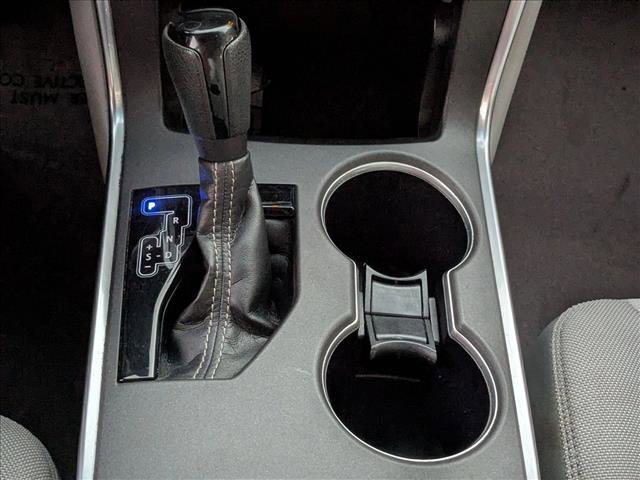 Used 2015 Toyota Camry LE image 12