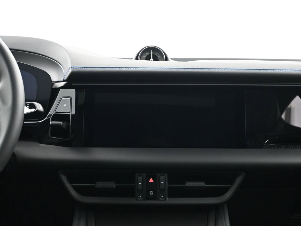 New 2026 Porsche Macan Turbo Electric image 11