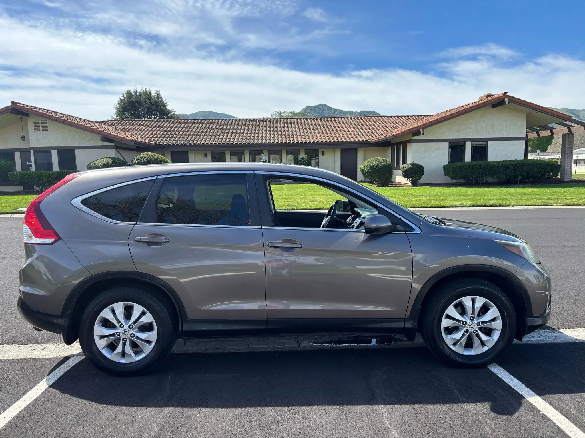 Used 2012 Honda CR-V EX image 3