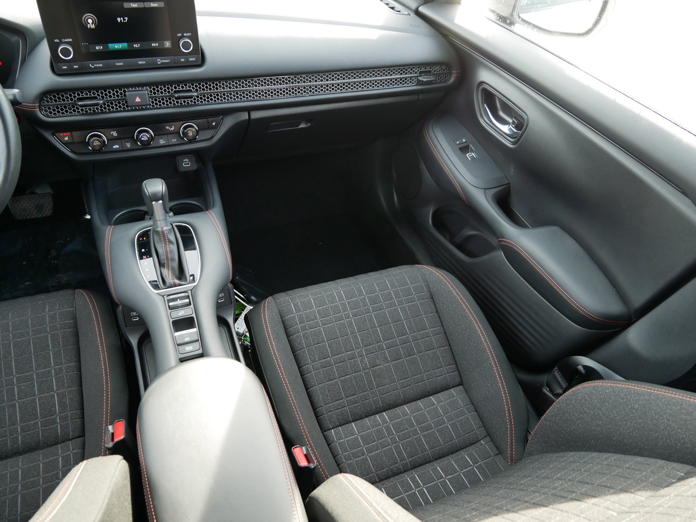 Certified 2024 Honda HR-V Sport image 11