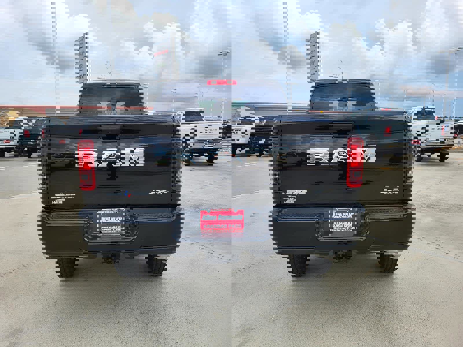 New 2026 RAM 2500 Lone Star image 4