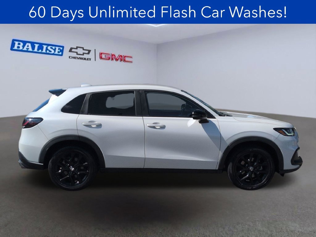Used 2024 Honda HR-V Sport image 3