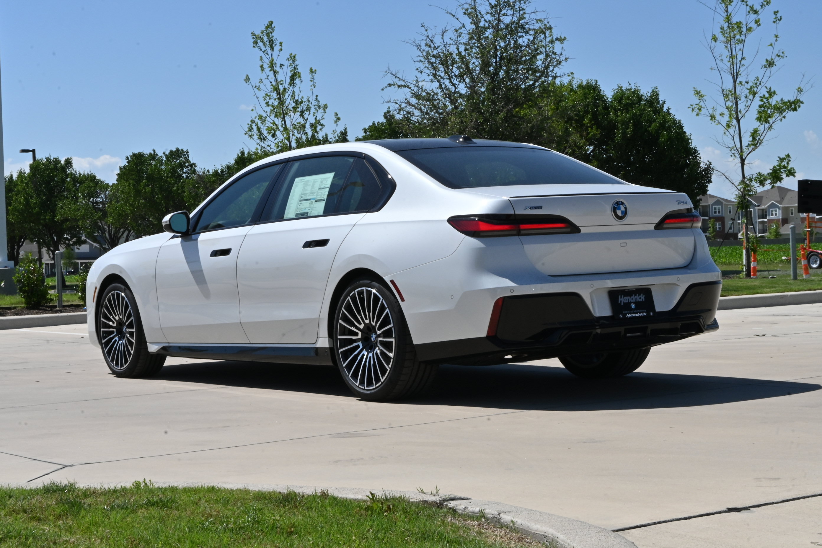 New 2026 BMW 740i xDrive w/ Executive Package AWD/4WD image 6