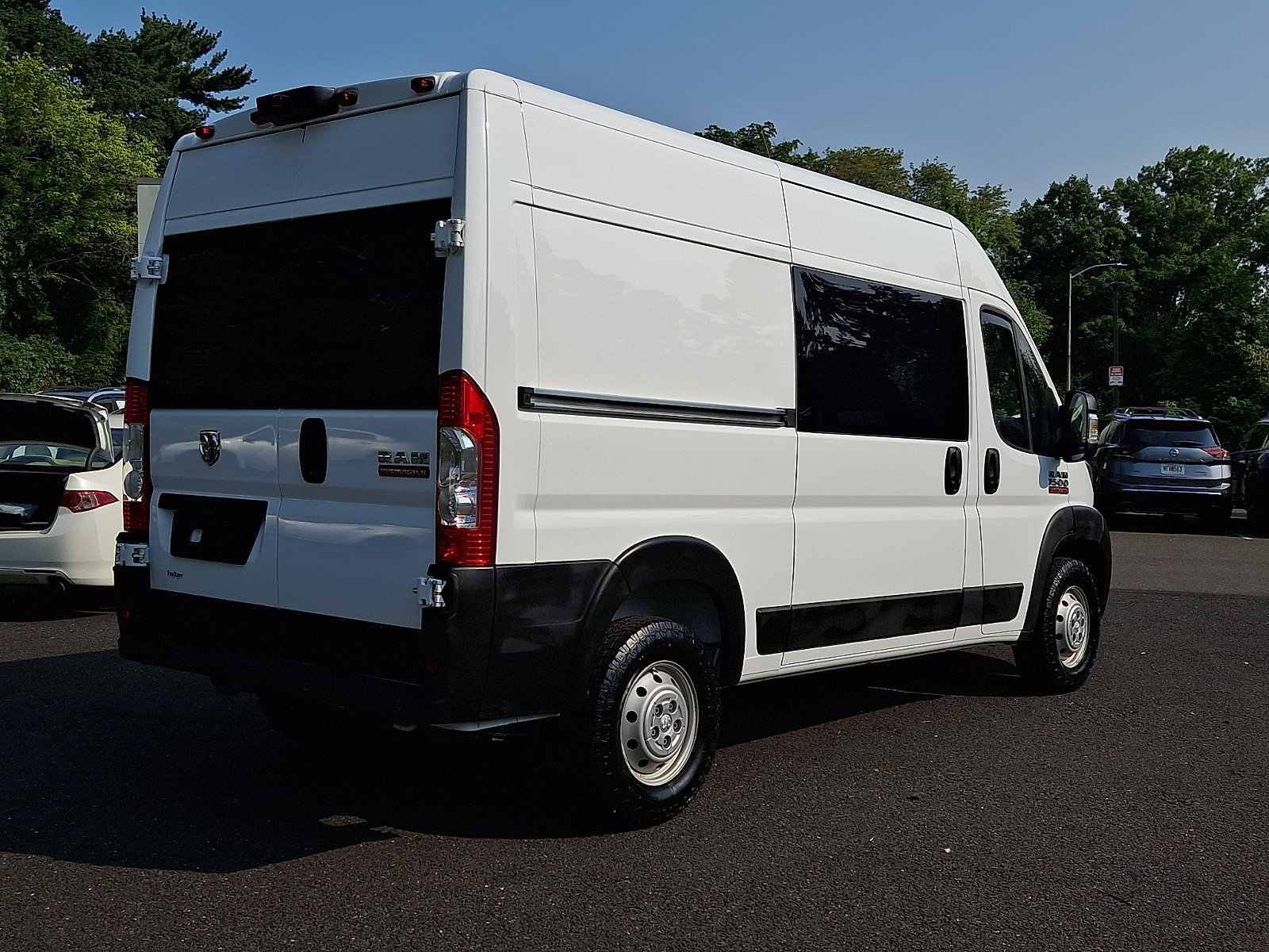 Used 2021 RAM ProMaster 1500 w/ Convenience Group FWD image 6
