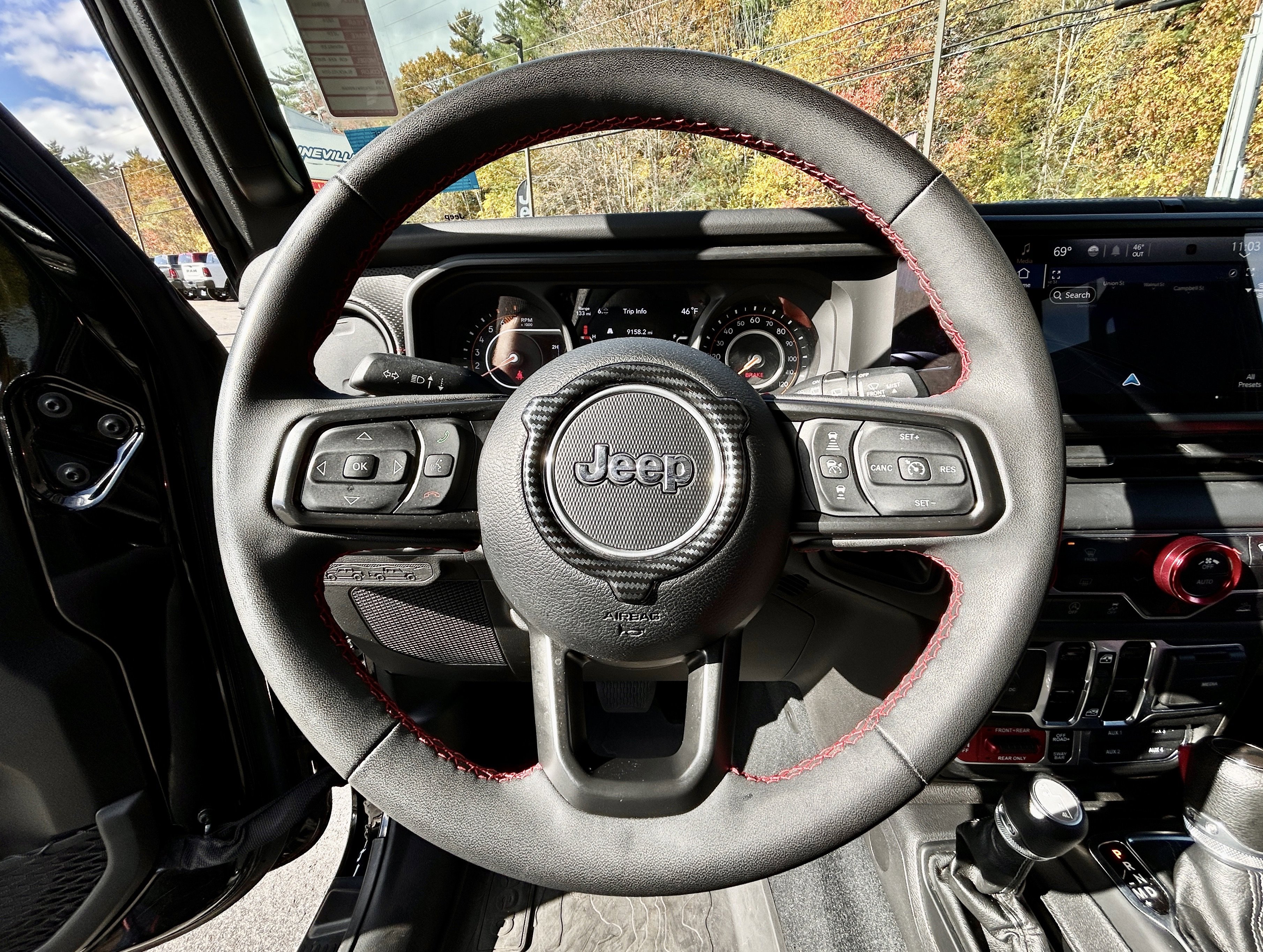 Certified 2024 Jeep Wrangler Unlimited Rubicon w/ XTREMEE 35" Tire Package AWD/4WD image 26