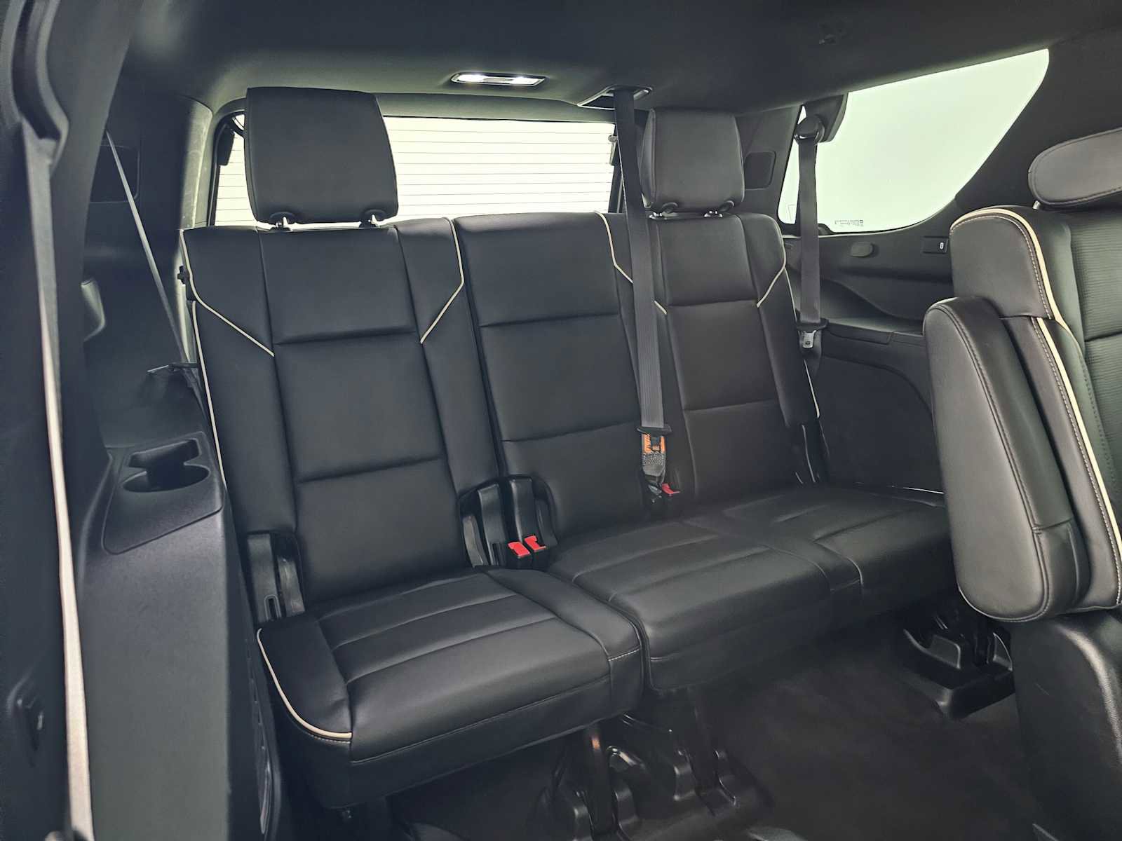 Used 2023 Cadillac Escalade Premium Luxury image 13