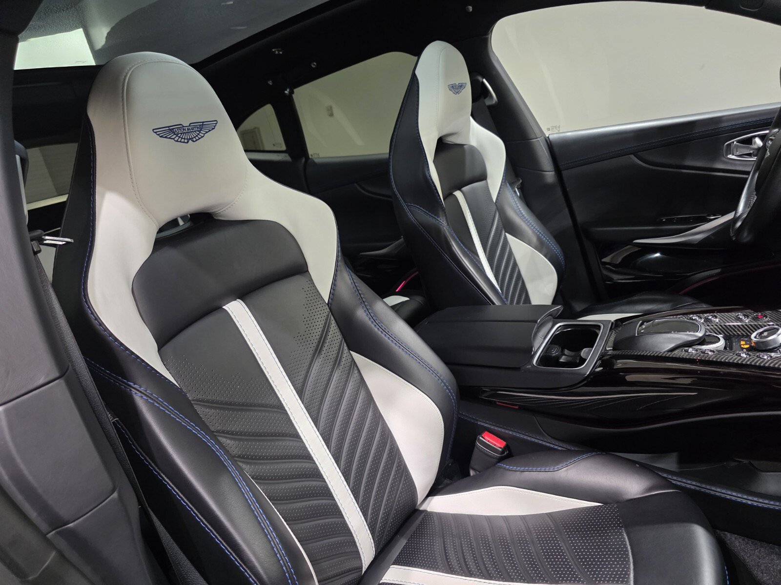 Used 2023 Aston Martin DBX 707 AWD/4WD image 26