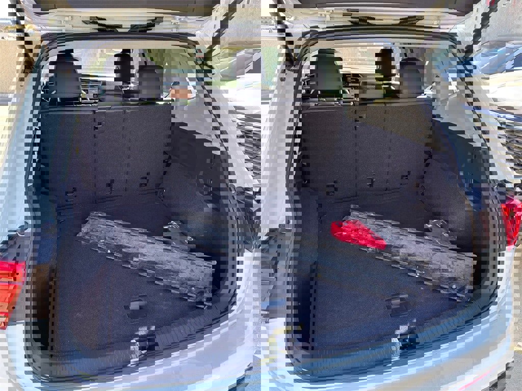 Used 2019 Volkswagen Tiguan SEL Premium image 7