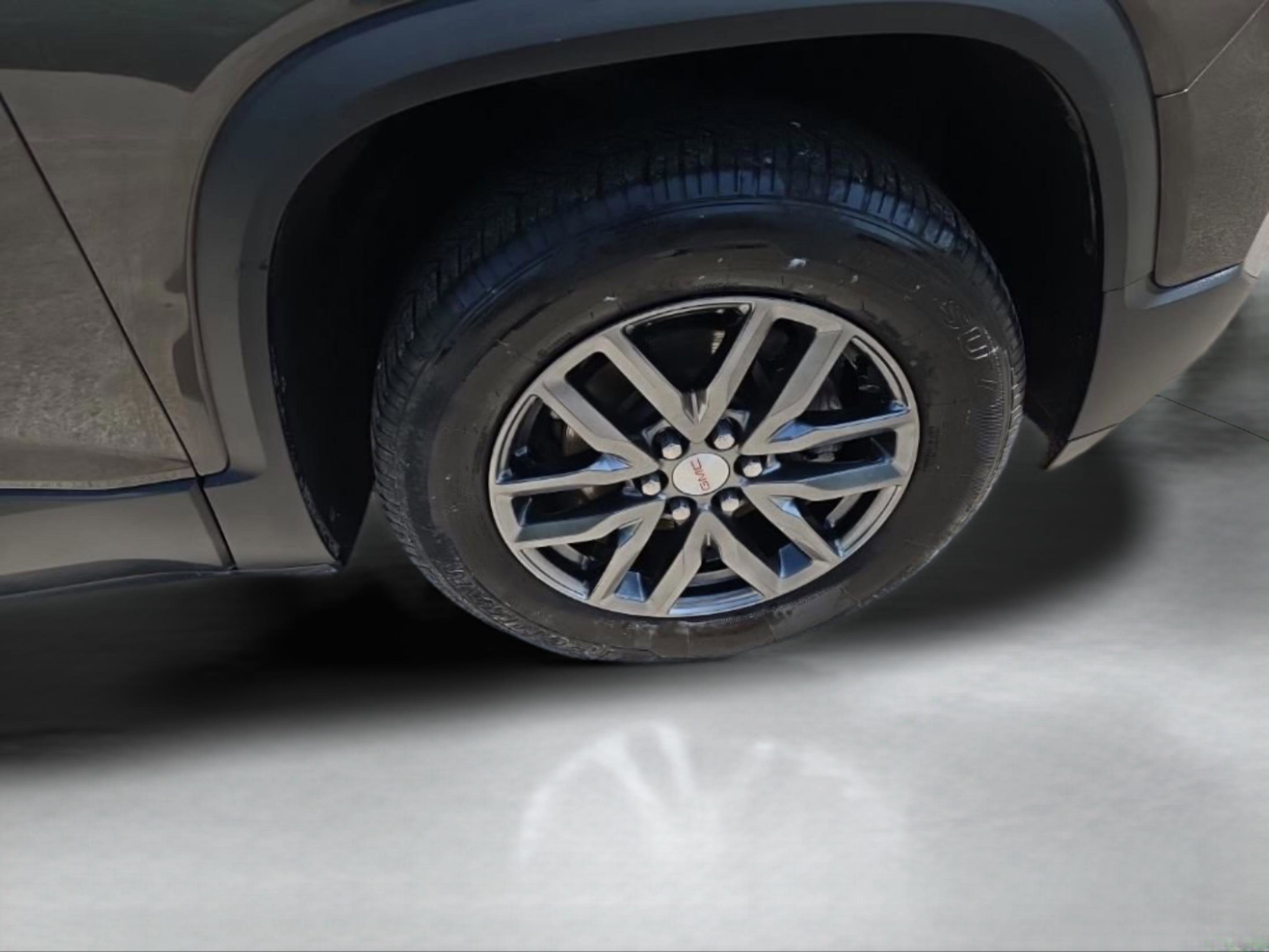 Used 2019 GMC Acadia SLT FWD image 36