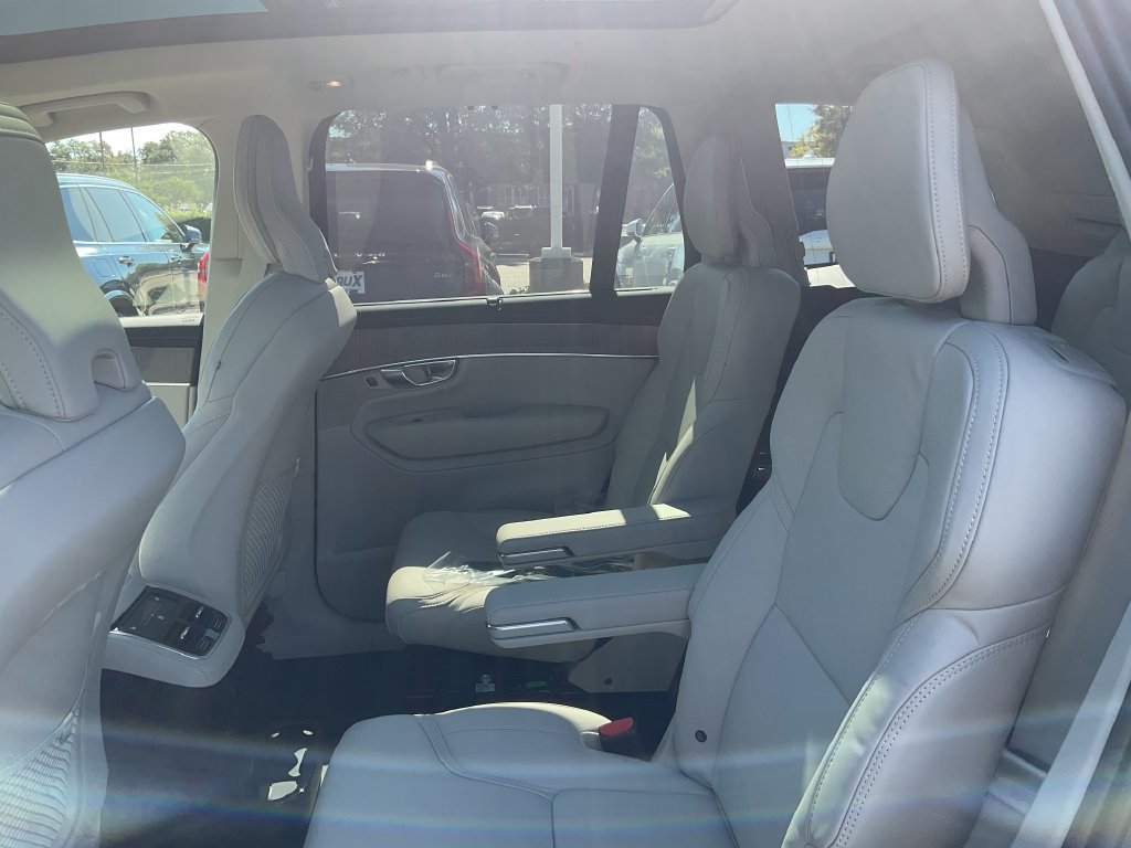 New 2027 Volvo XC90 B6 Ultra AWD/4WD image 14
