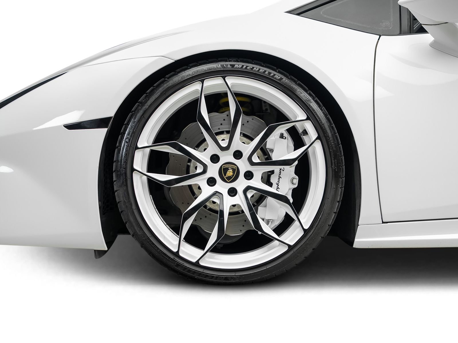 Used 2019 Lamborghini Huracan LP 580-2 image 27