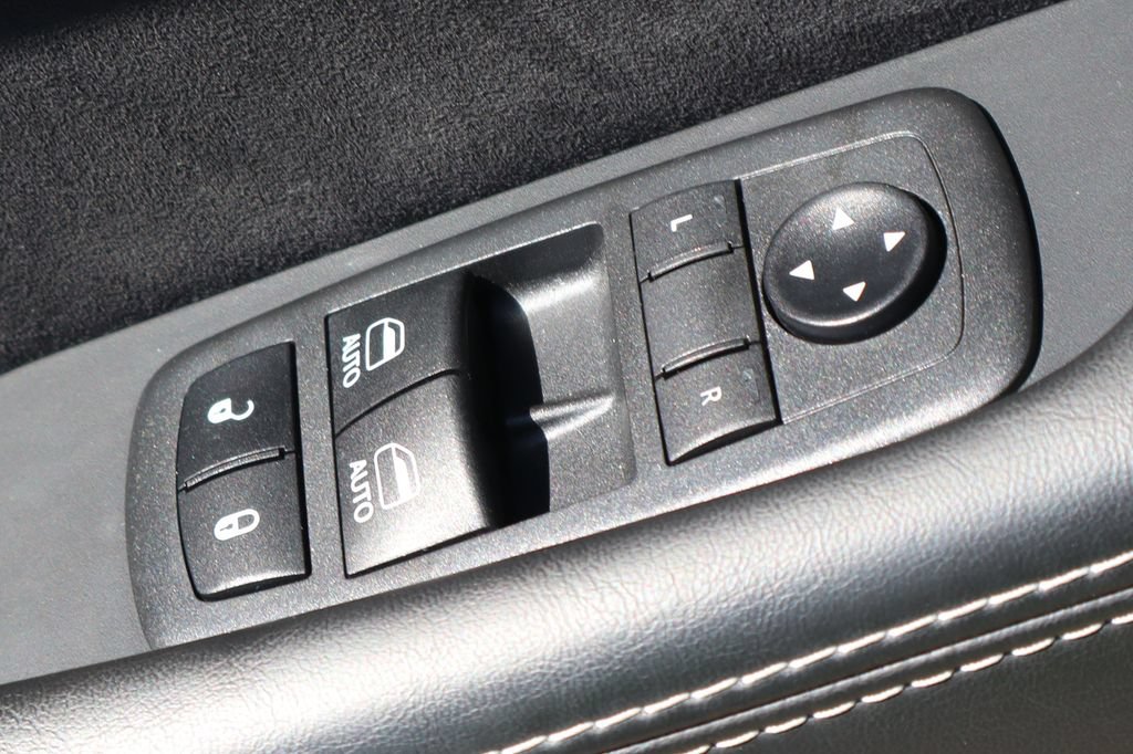 Used 2019 Dodge Challenger SRT Hellcat Redeye RWD image 19