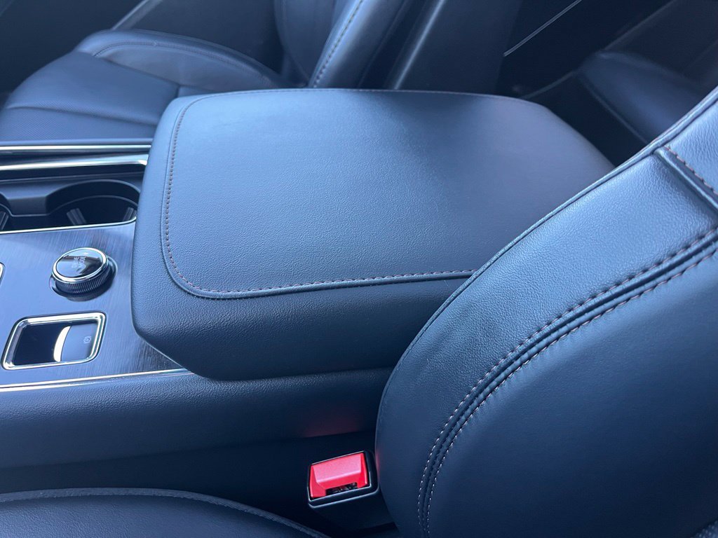 Used 2026 Lincoln Aviator Reserve AWD/4WD image 36