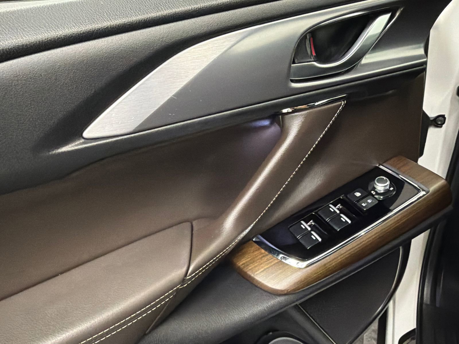 Used 2020 MAZDA CX-9 Signature image 35