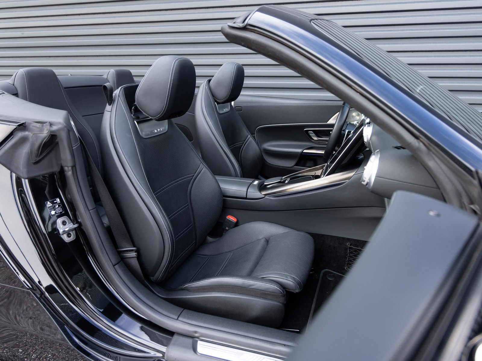 Used 2022 Mercedes-Benz SL 63 AMG 4MATIC image 26