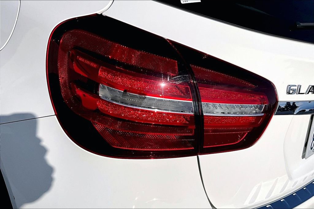 Used 2019 Mercedes-Benz GLA 250 w/ Premium Package image 21