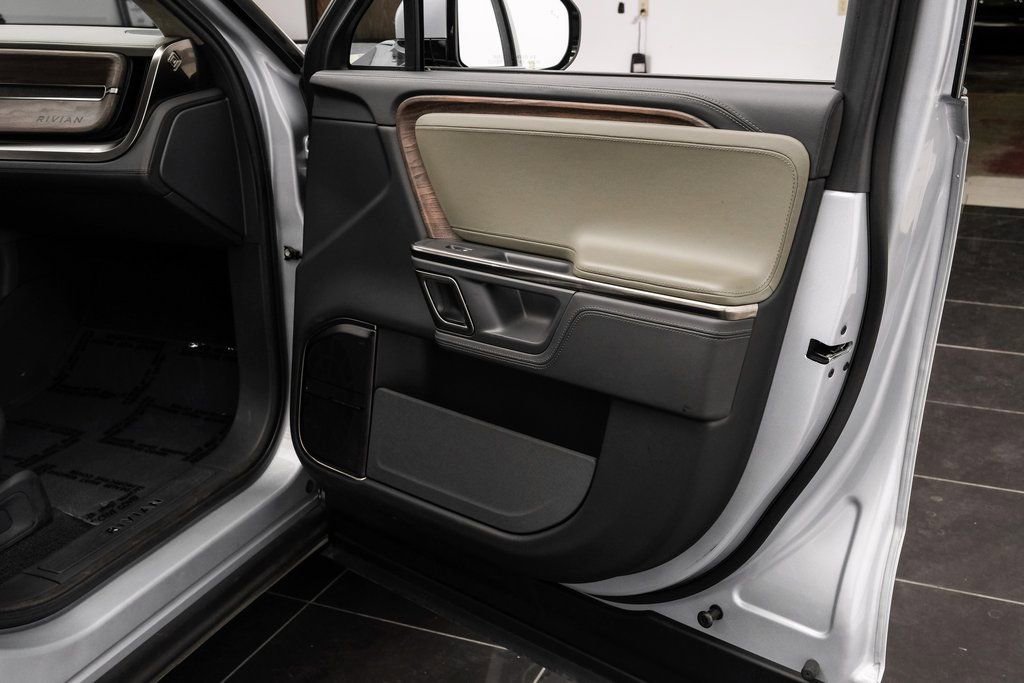 Used 2022 Rivian R1T Launch Edition image 49