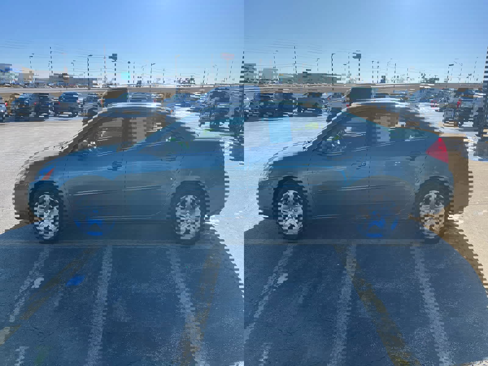 Used 2009 Pontiac G6 w/ Preferred Package image 5