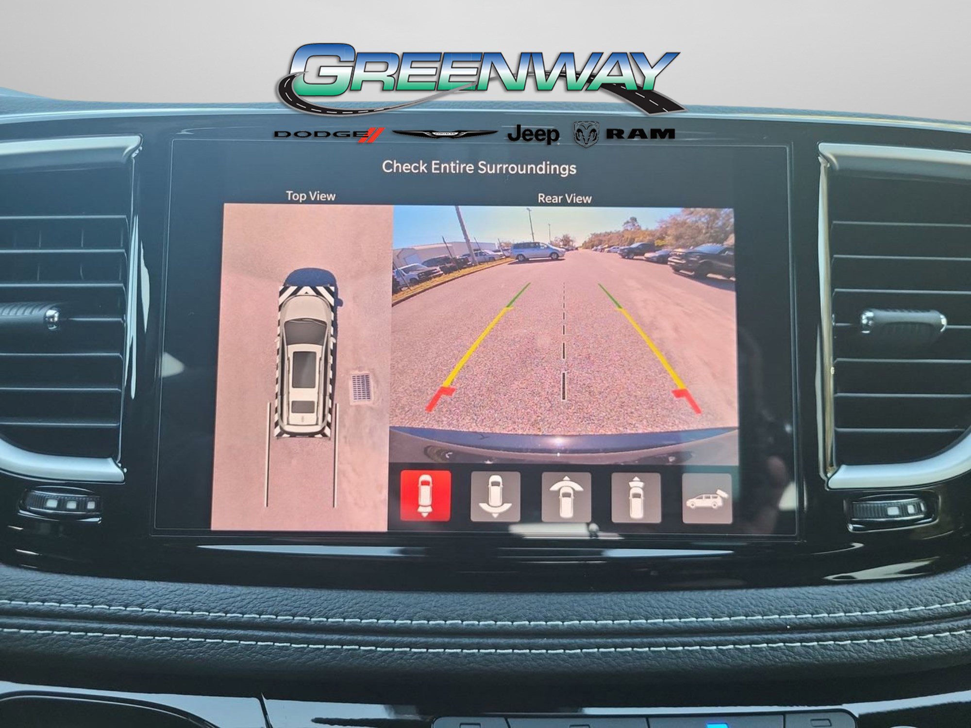 New 2026 Chrysler Pacifica Limited image 24